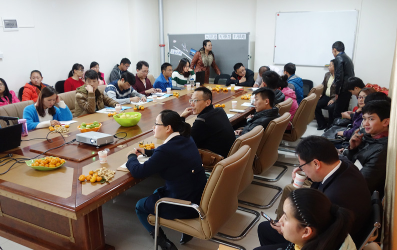 目前天度客戶沙龍已順利舉行4期，我們將一直秉承全公益、凈干貨、不推銷產(chǎn)品的理念，助力天度新老客戶開展網(wǎng)絡(luò)營銷和移動互聯(lián)網(wǎng)營銷。